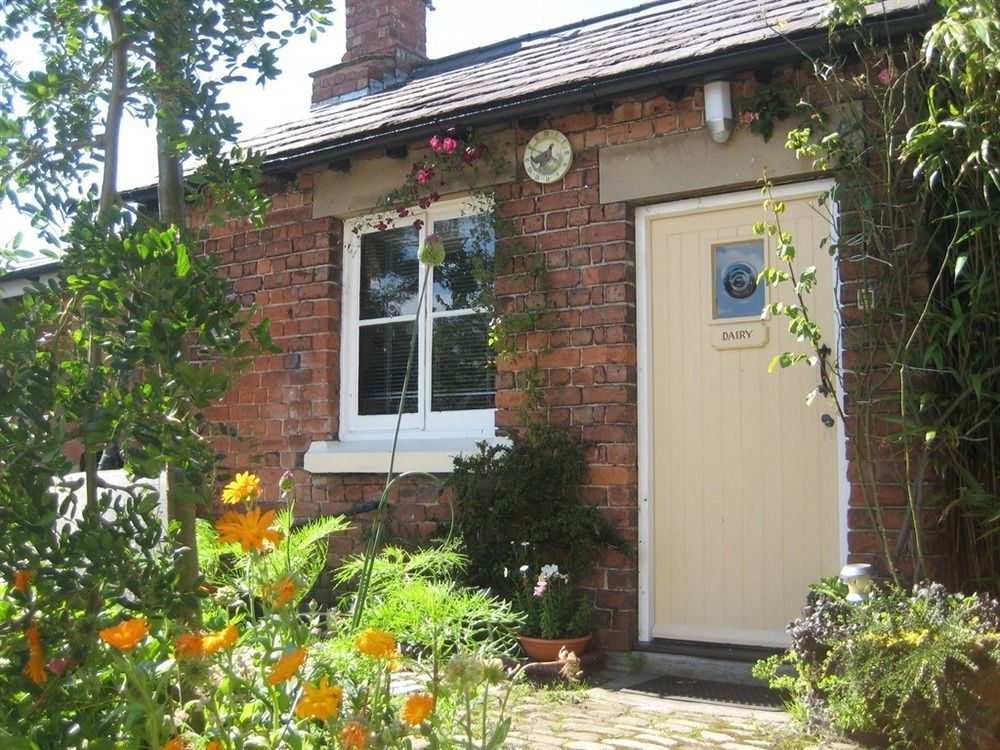Martin Lane Farm Holiday Cottages Burscough Eksteriør bilde