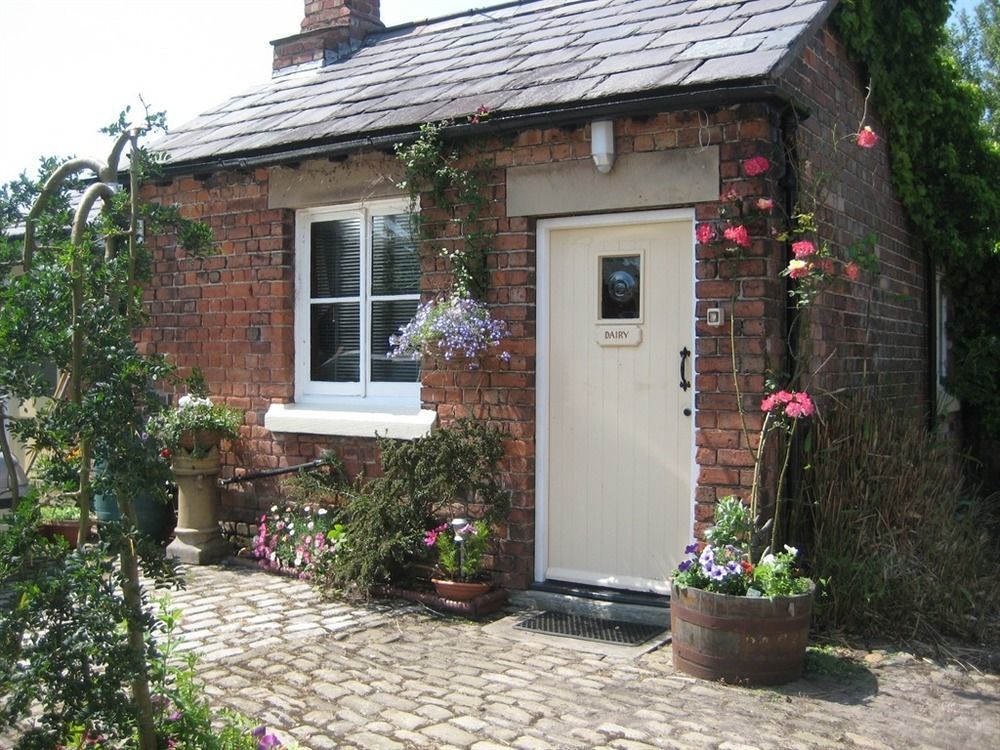 Martin Lane Farm Holiday Cottages Burscough Eksteriør bilde